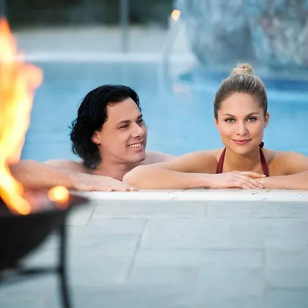 ホテル Life Loipersdorf 4*