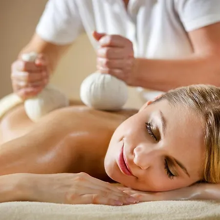 ホテル Life Loipersdorf Fürstenfeld