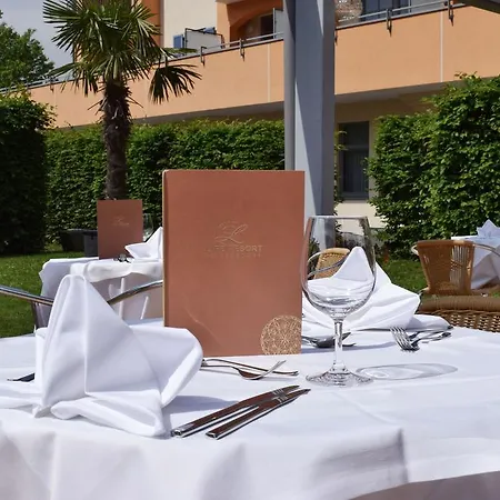 ホテル Life Loipersdorf 4*